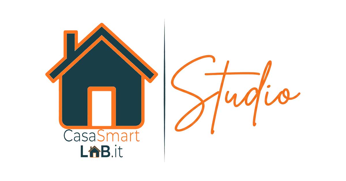 Logo ufficiale di CasaSmartLab STUDIO con marchio aziendale e scritta Studio per la progettazione smart home assistita da intelligenza artificiale